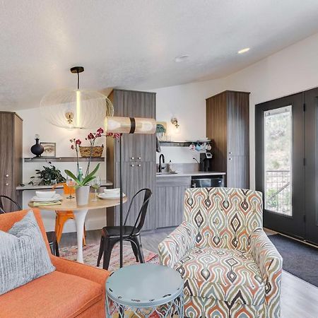 Stylish And Modern Boise Studio With Foothills Views! Bagian luar foto