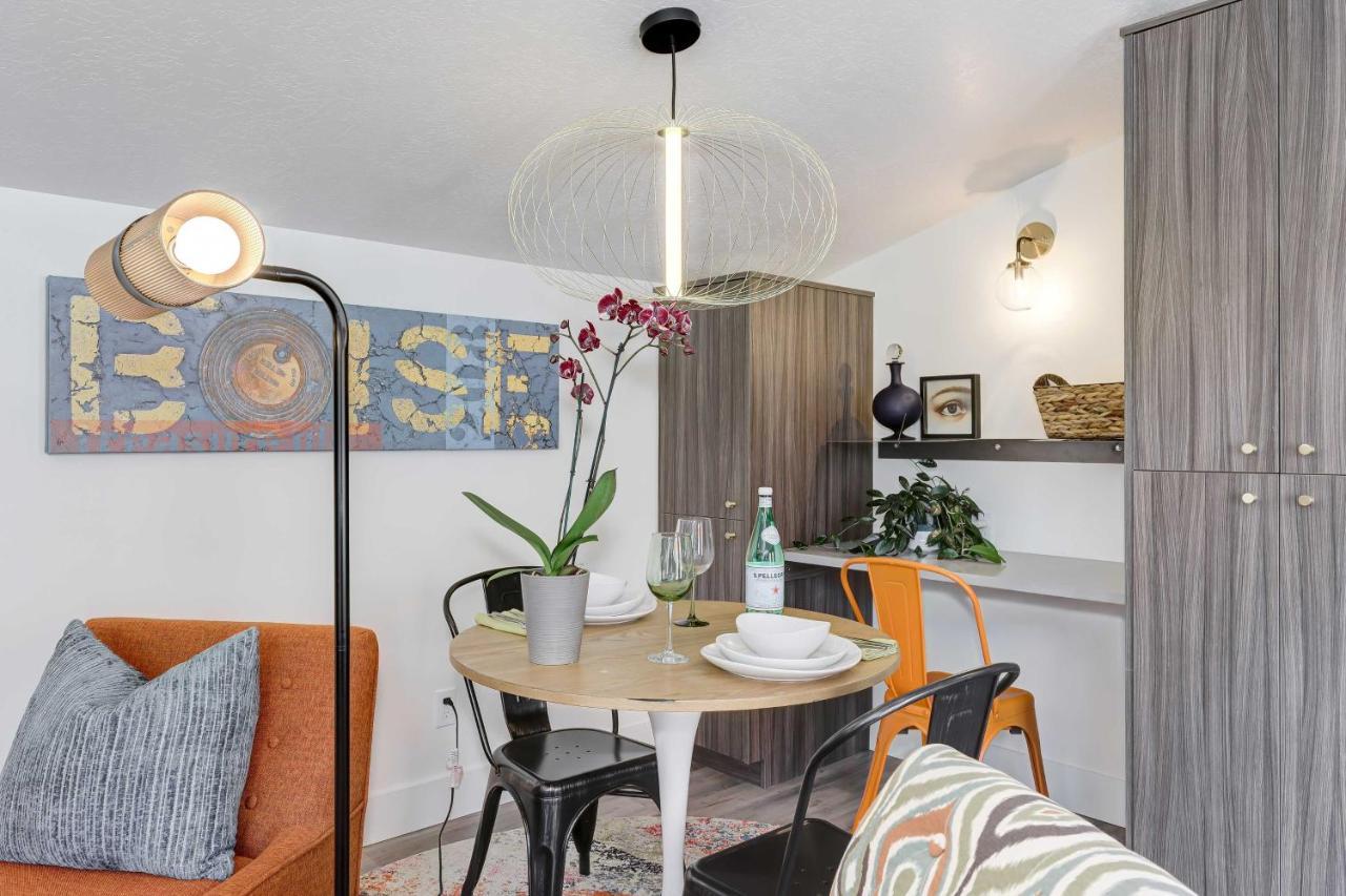 Stylish And Modern Boise Studio With Foothills Views! Bagian luar foto