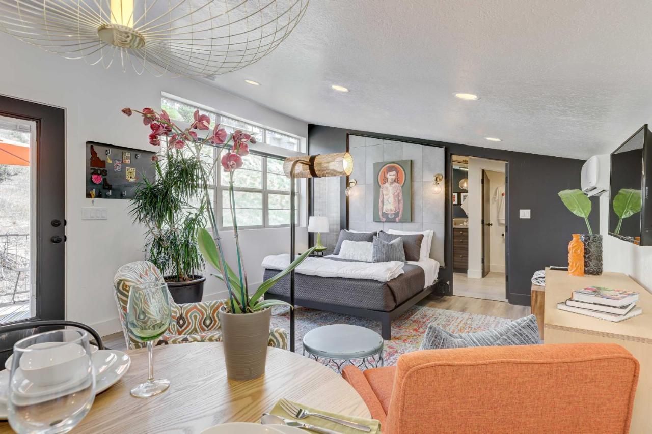 Stylish And Modern Boise Studio With Foothills Views! Bagian luar foto