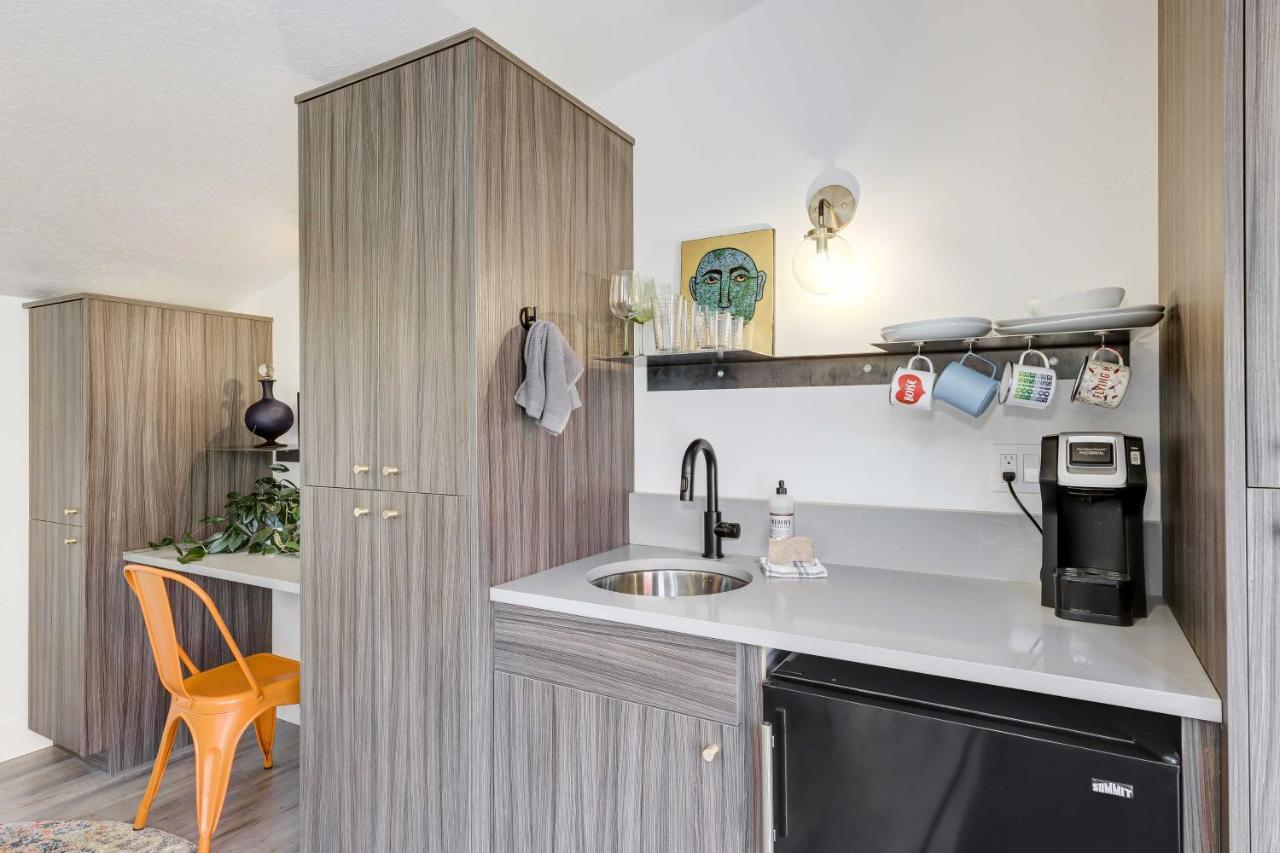 Stylish And Modern Boise Studio With Foothills Views! Bagian luar foto