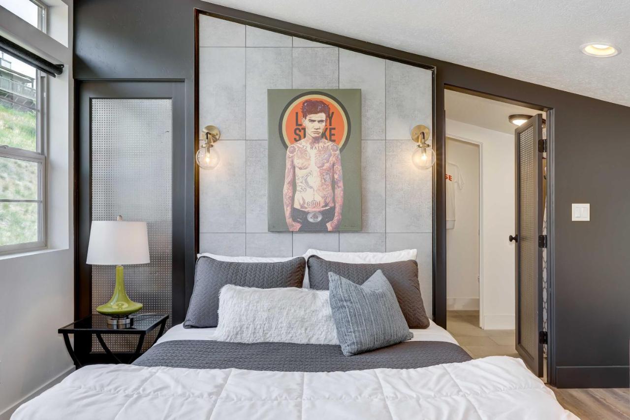 Stylish And Modern Boise Studio With Foothills Views! Bagian luar foto